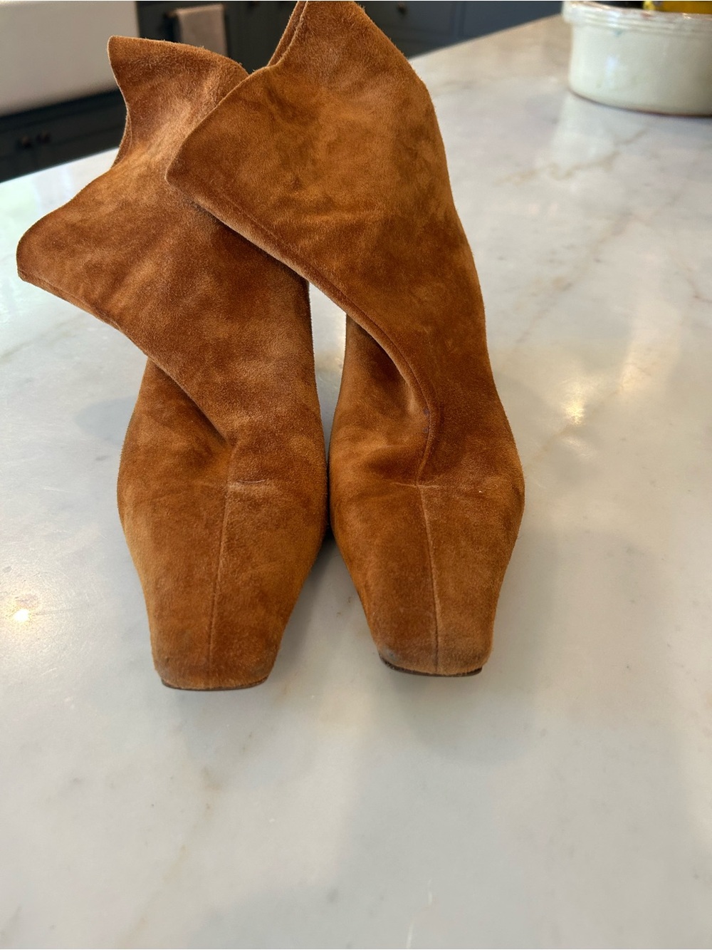Women's Suede Pointed-Toe Ankle Boots - Rust Suede Khaite - Picture 9 of 11